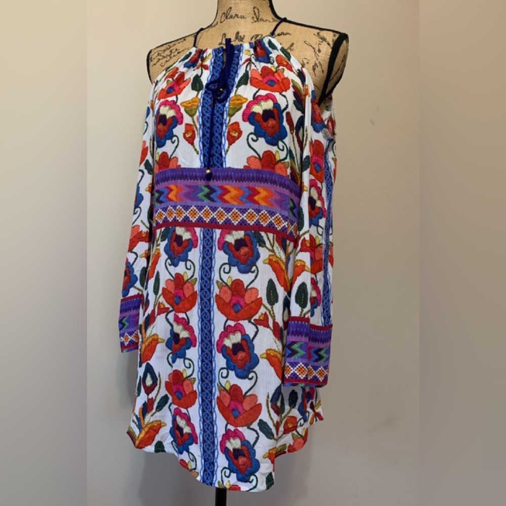 NANETTE LEPORE ladies size XS Antigua floral cold shoulder swimwear cover up NWT